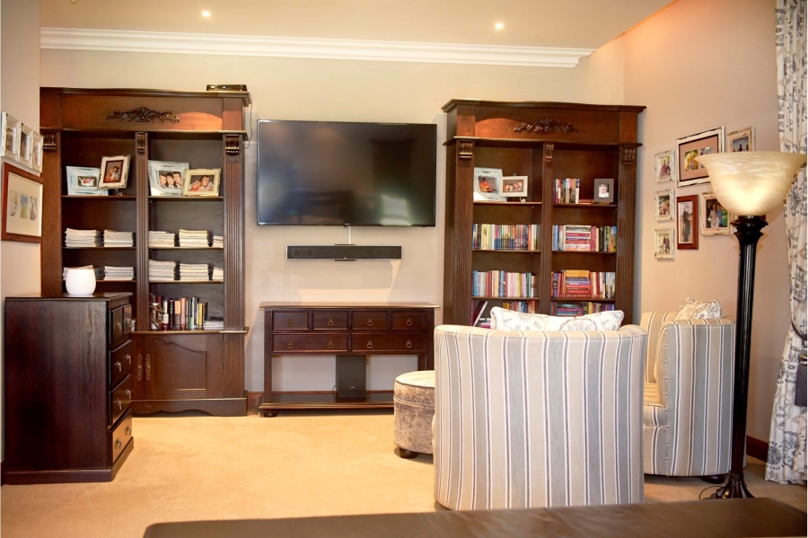 4 Bedroom Property for Sale in Wilkoppies North West
